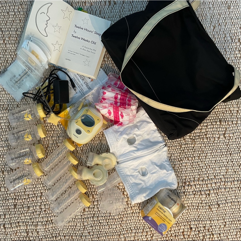Medela Pump with Accessories